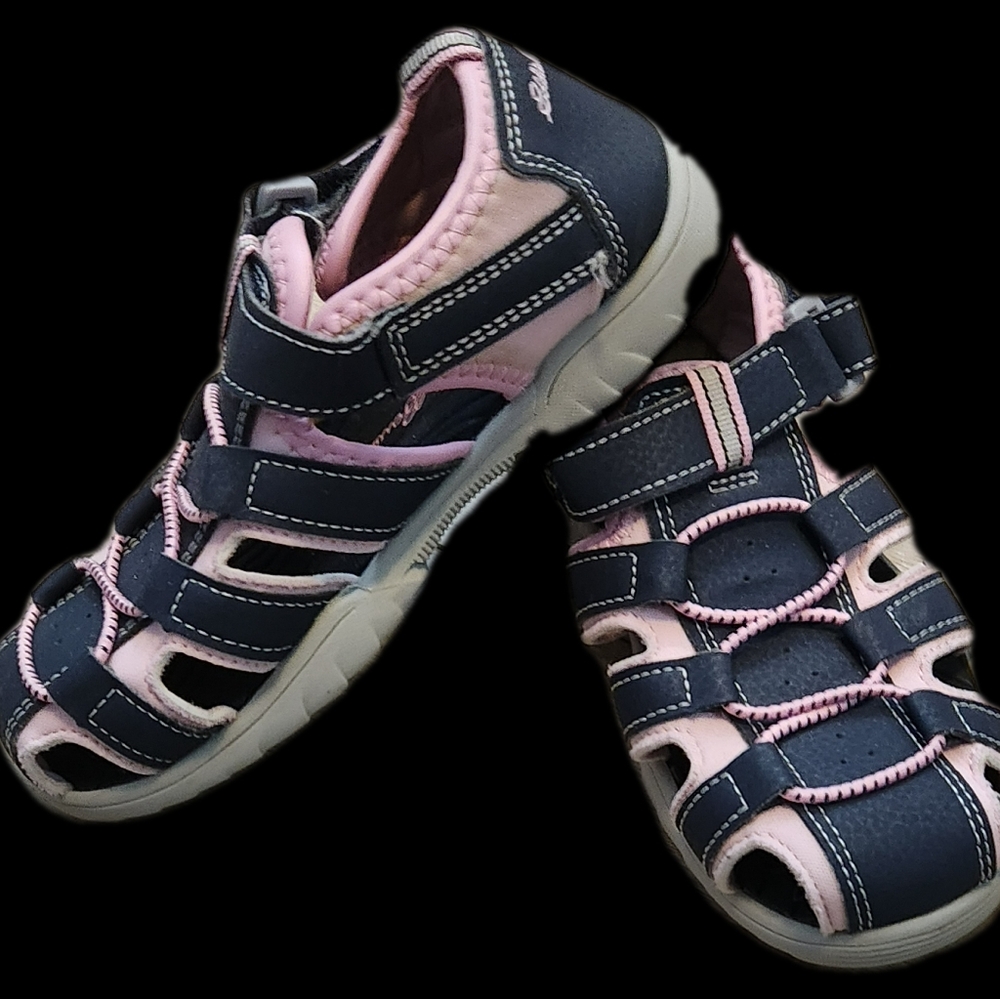#KG-31 Eddie Bauer Blue & Pink Girls Runners
